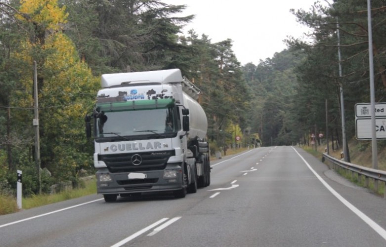 incremento-de-la-velocidad-maxima-para-camiones-en-140.000-km-de-carreteras-convencionales